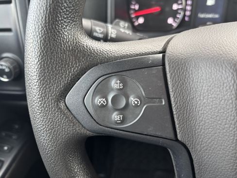 Used 2017 Chevrolet Silverado 1500 Custom image 14