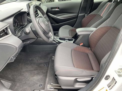 Used 2025 Toyota Corolla SE FWD image 15