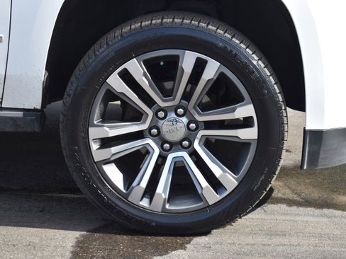 Used 2019 GMC Yukon Denali image 44