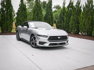 Used 2025 Ford Mustang Premium RWD video 2