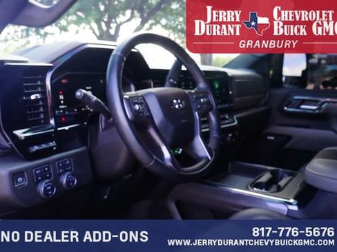 Used 2024 Chevrolet Silverado 2500 ZR2 w/ Technology Package AWD/4WD image 19
