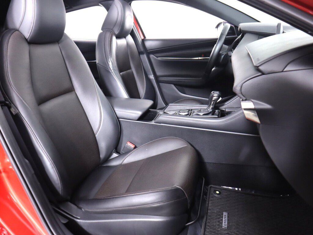 Used 2021 MAZDA MAZDA3 Hatchback w/Premium Plus Pkg AWD/4WD image 42