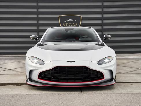 Used 2023 Aston Martin V12 Vantage image 20