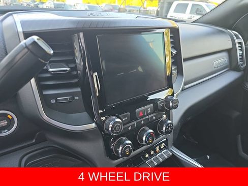 Used 2025 RAM 3500 Big Horn AWD/4WD image 20