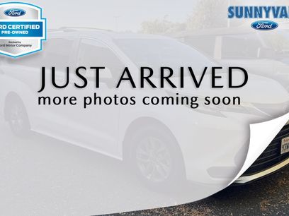 Used 2022 Toyota Sienna LE w/ LE Plus Package