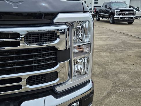 Certified 2026 Ford F250 XLT AWD/4WD image 12
