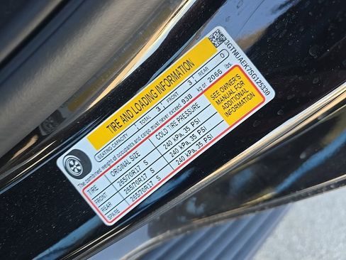 Used 2025 GMC Sierra 1500 Pro w/ Pro Value Package image 10