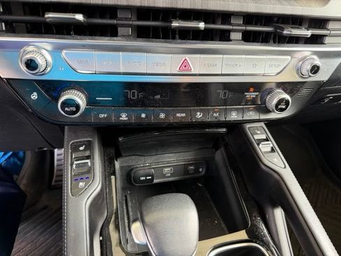 Used 2024 Kia Telluride SX w/ Towing Package AWD/4WD image 15