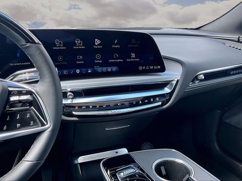 Certified 2025 Cadillac Lyriq Luxury w/ LPO, Floor Liner Package AWD/4WD image 9