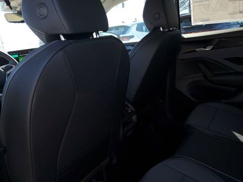 New 2026 Volkswagen Tiguan SE AWD/4WD image 14