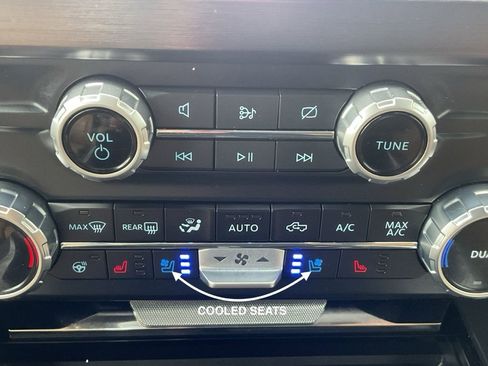 Used 2023 Ford F350 Lariat w/ Lariat Ultimate Package image 19