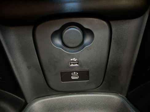 Certified 2024 MINI Cooper S w/ MINI Resolute Edition image 38