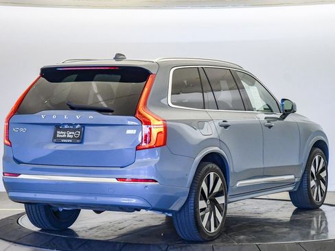 Certified 2023 Volvo XC90 T8 Ultimate w/ Protection Package Premier image 5