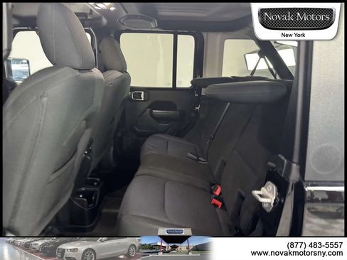 Used 2022 Jeep Wrangler Unlimited Sport AWD/4WD image 11