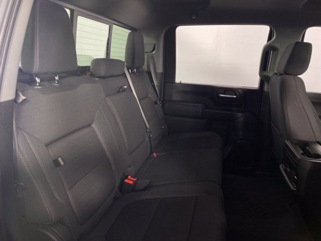 Used 2022 Chevrolet Silverado 2500 LT w/ Midnight Edition AWD/4WD image 18
