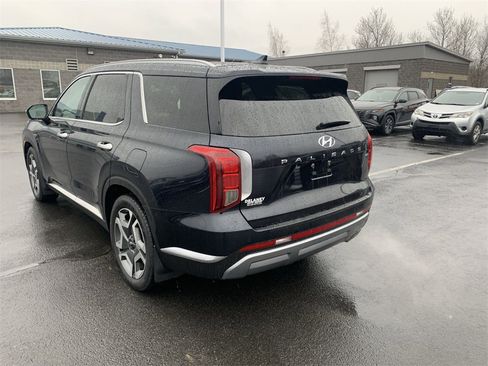 Used 2024 Hyundai Palisade Limited image 6