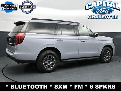 Used 2025 Ford Expedition Active AWD/4WD image 8
