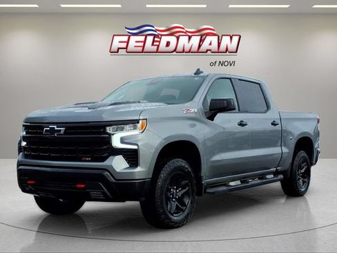 Used 2024 Chevrolet Silverado 1500 LT Trail Boss w/ Convenience Package II AWD/4WD image 1