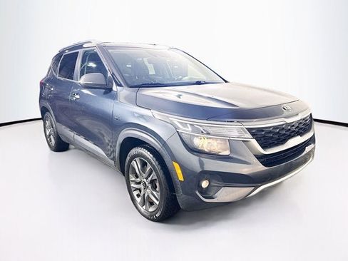 Used 2021 Kia Seltos S image 3