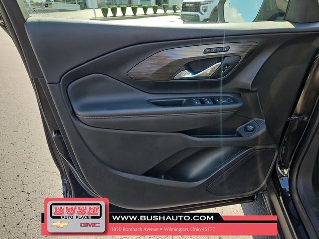 Used 2020 GMC Terrain SLT w/ Preferred Package AWD/4WD image 19