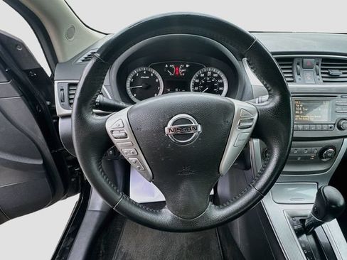 Used 2014 Nissan Sentra SR w/ SR Driver Package FWD image 12