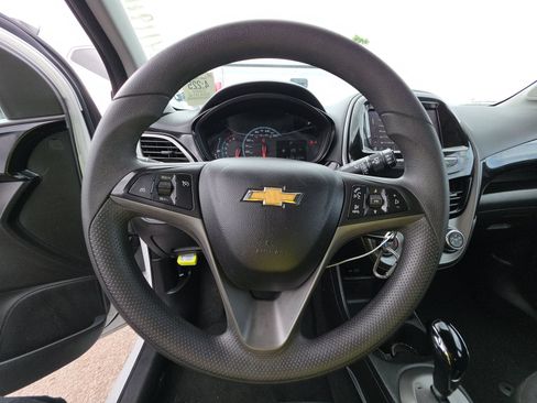 Used 2022 Chevrolet Spark LT FWD image 11