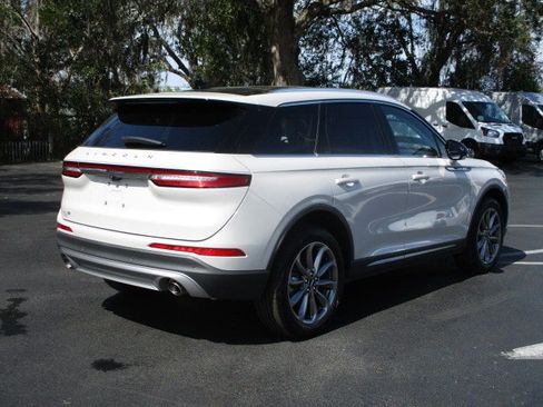 Used 2021 Lincoln Corsair FWD w/ Premium Package image 25