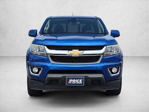 Used 2018 Chevrolet Colorado LT w/ LT Convenience Package RWD image 2