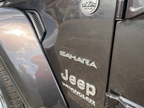Used 2020 Jeep Wrangler Unlimited Sahara image 14