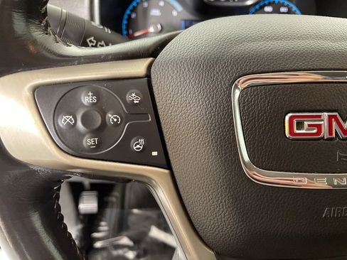Used 2018 GMC Canyon Denali image 20