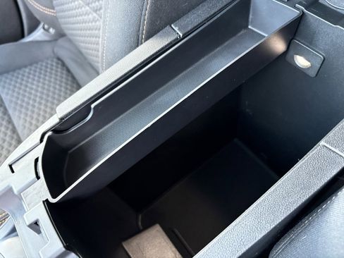 Used 2018 GMC Terrain SLE w/ Driver Convenience Package image 48