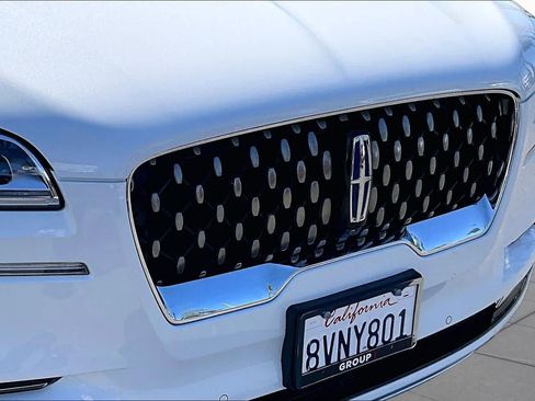 Used 2021 Lincoln Aviator Grand Touring w/ Equipment Group 302A AWD/4WD image 27