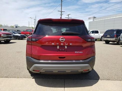 Used 2023 Nissan Rogue SV w/ SV Premium B Package AWD/4WD image 5