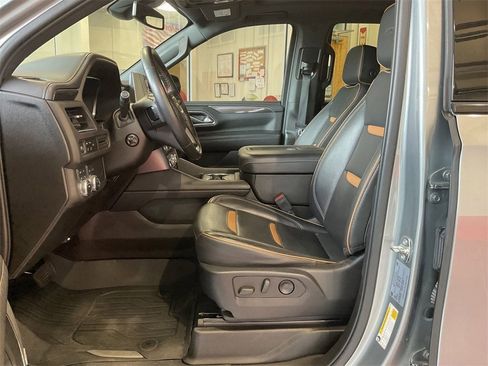 Used 2023 GMC Yukon AT4 image 17