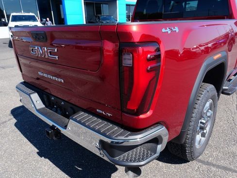 New 2025 GMC Sierra 2500 SLT w/ SLT Premium Package image 7