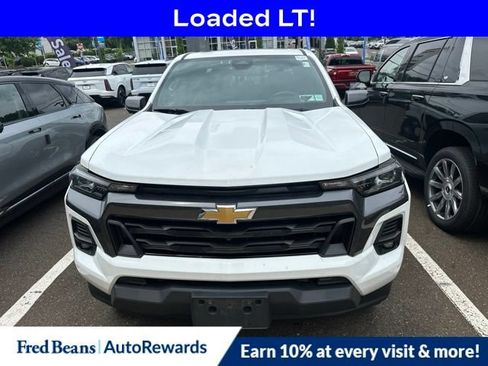 Used 2023 Chevrolet Colorado LT w/ LT Convenience Package III AWD/4WD image 2