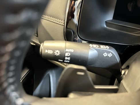 New 2026 Nissan Pathfinder Platinum image 15