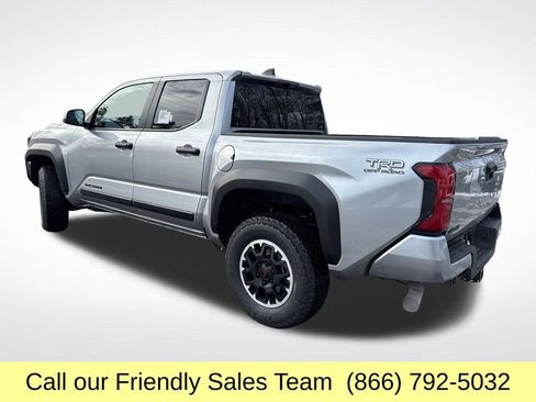 New 2026 Toyota Tacoma TRD Off-Road image 3