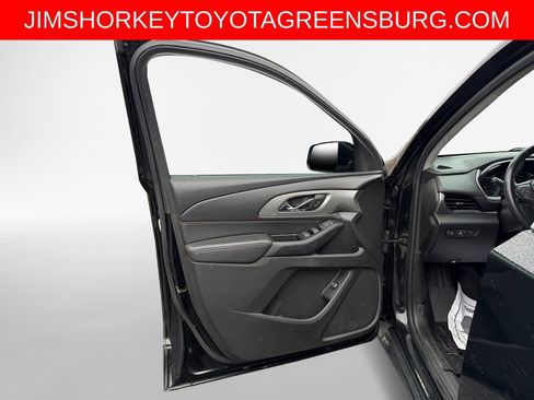 Used 2019 Chevrolet Traverse LT image 14