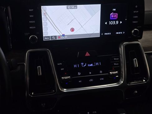 Used 2023 Kia Sorento SX Prestige image 15