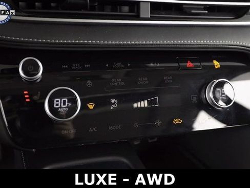 Used 2023 INFINITI QX60 Luxe image 25