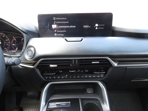 Used 2024 MAZDA CX-90 Plug-In Hybrid w/ Premium Plus AWD/4WD image 30