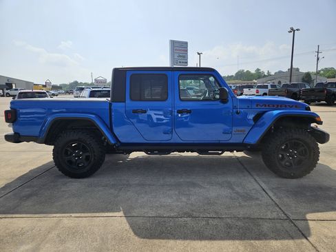 Used 2021 Jeep Gladiator Mojave w/ Trailer Tow Package AWD/4WD image 7