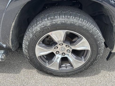 Used 2020 RAM 1500 Laramie AWD/4WD image 16