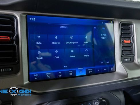 Used 2024 Ford Bronco Raptor w/ Interior Carbon Fiber Pack 6 AWD/4WD image 19