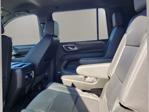 Used 2021 Chevrolet Suburban Z71 image 15