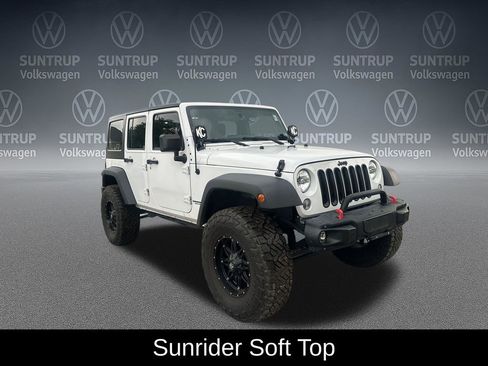 Used 2016 Jeep Wrangler Unlimited Sport w/ Connectivity Group AWD/4WD image 8