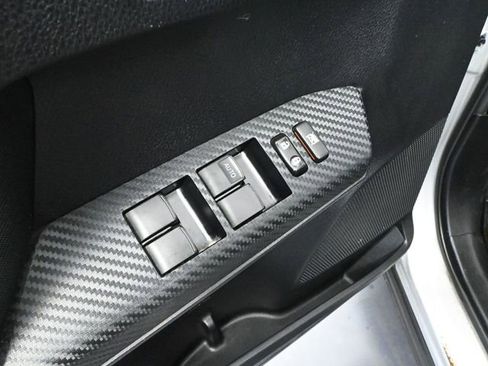 Used 2015 Toyota RAV4 XLE image 19