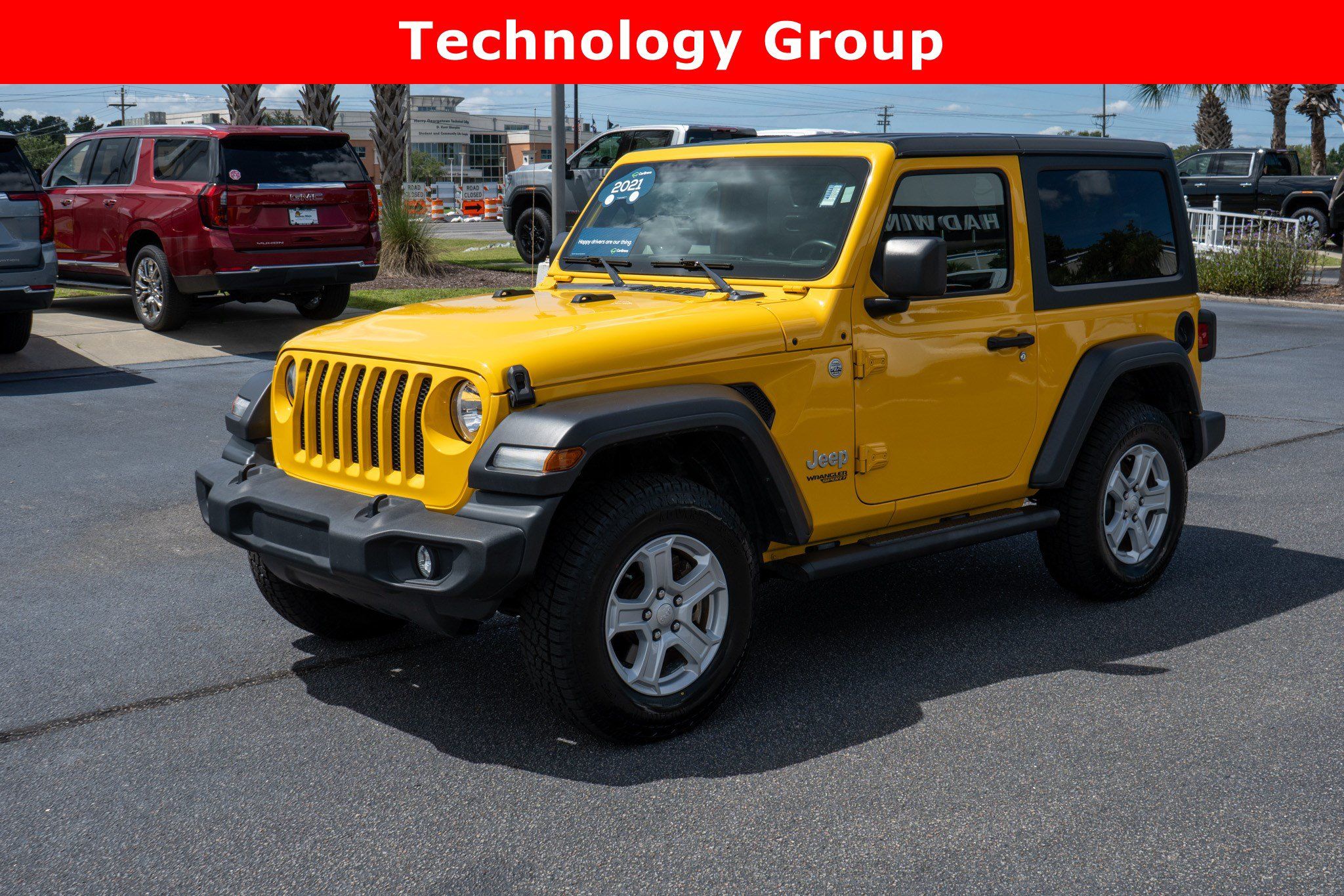 Used 2021 Jeep Wrangler Sport AWD/4WD image 7