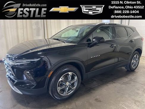 Used 2024 Chevrolet Blazer LT image 1